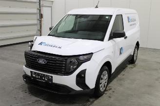 krockskadad bil bedrijf Ford Transit Courier Van Transit Courier 2025/5