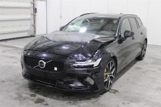 krockskadad bil auto Volvo V-60 V60 2024/6