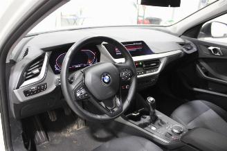 BMW 1-serie 116 picture 9