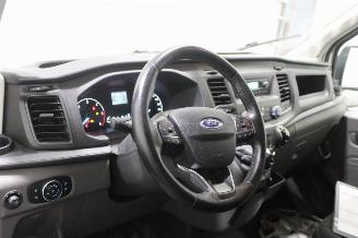 Ford Transit  picture 10