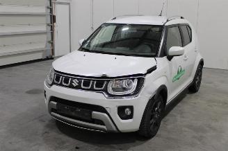 damaged passenger cars Suzuki Ignis  2020/9