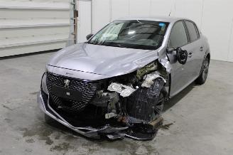 Coche accidentado Peugeot 208  2023/8