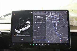 Tesla Model 3  picture 15