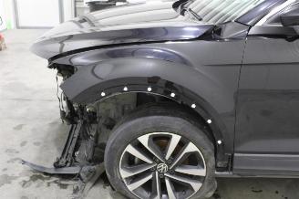 Volkswagen T-Roc  picture 5