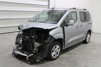 skadebil auto Toyota ProAce CITY 2021/11