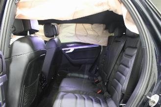 Volkswagen Touareg  picture 13