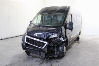 skadebil auto Peugeot Boxer  2023/10