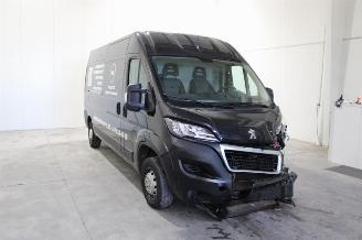 Peugeot Boxer  picture 2
