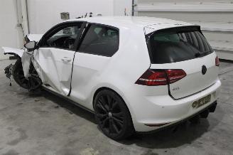 Volkswagen Golf  picture 4