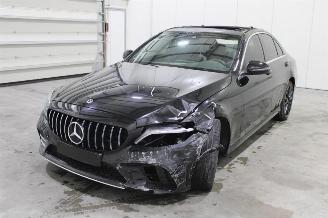 skadebil auto Mercedes C-klasse C 300 2019/11