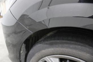 Peugeot 208  picture 5