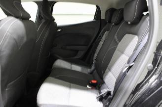 Renault Clio  picture 12