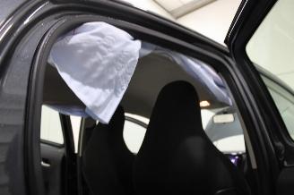 Peugeot 108  picture 21