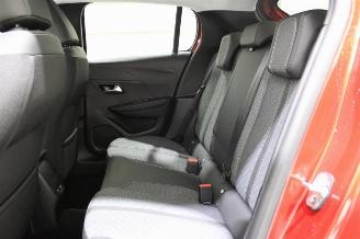 Peugeot 208  picture 13