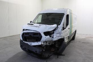 krockskadad bil auto Ford Transit  2023/11