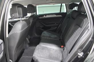 Volkswagen Passat  picture 11