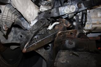 Peugeot 208  picture 18