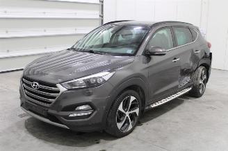 krockskadad bil auto Hyundai Tucson  2017/11