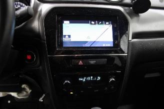 Suzuki Vitara  picture 12