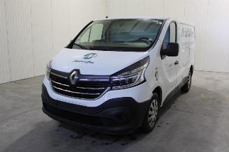Vrakbiler auto Renault Trafic  2021/2