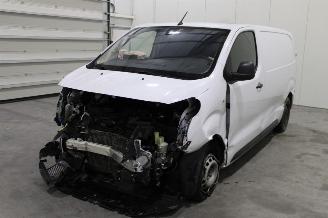 Coche siniestrado Opel Vivaro  2024/4