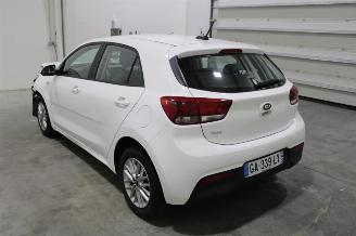 Kia Rio  picture 4