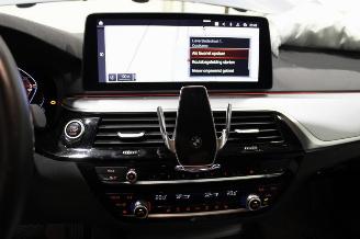 BMW 5-serie 520 picture 15