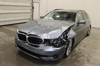 Voiture accidenté BMW 5-serie 520 2022/7