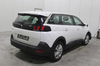 Peugeot 5008  picture 3