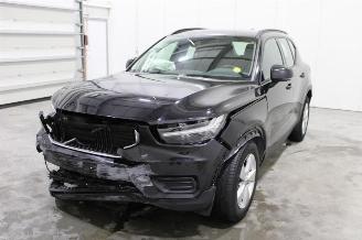 krockskadad bil auto Volvo XC40 XC 40 2020/3