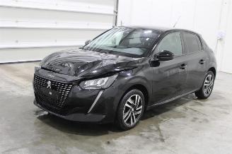 krockskadad bil auto Peugeot 208  2022/3