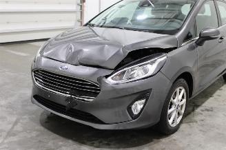 Ford Fiesta  picture 8