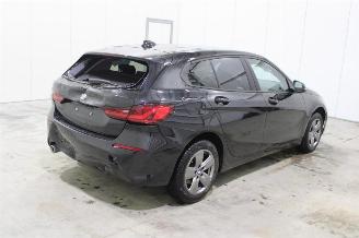 BMW 1-serie 118 picture 3