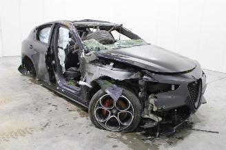 Alfa Romeo Stelvio  picture 3