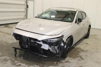 Unfallwagen Mazda 3  2024/4