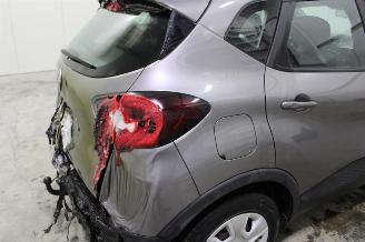 Renault Captur  picture 8