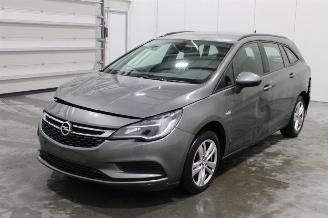 Vrakbiler auto Opel Astra  2018/11