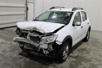 Schadeauto Dacia Sandero  2019/7