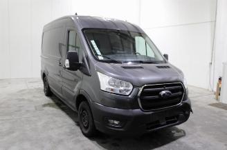 Ford Transit  picture 2