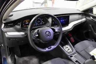 Skoda Octavia  picture 8