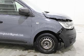 Renault Express  picture 7