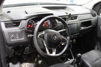 Renault Express  picture 9