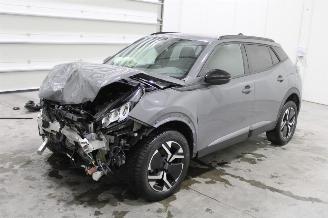 Voiture accidenté Peugeot 2008  2024/10