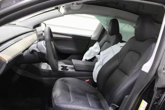 Tesla Model Y  picture 10