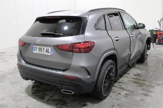 Mercedes GLA 200 picture 3