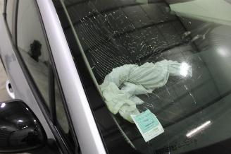 Renault Captur  picture 23