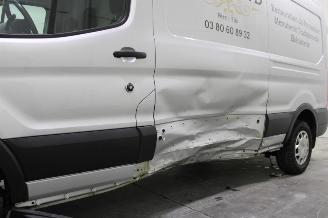 Ford Transit  picture 21