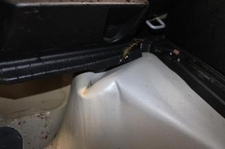 Peugeot 2008  picture 21