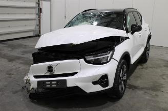 damaged passenger cars Volvo XC40 XC 40 2023/7