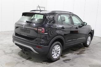 Volkswagen T-Cross  picture 3